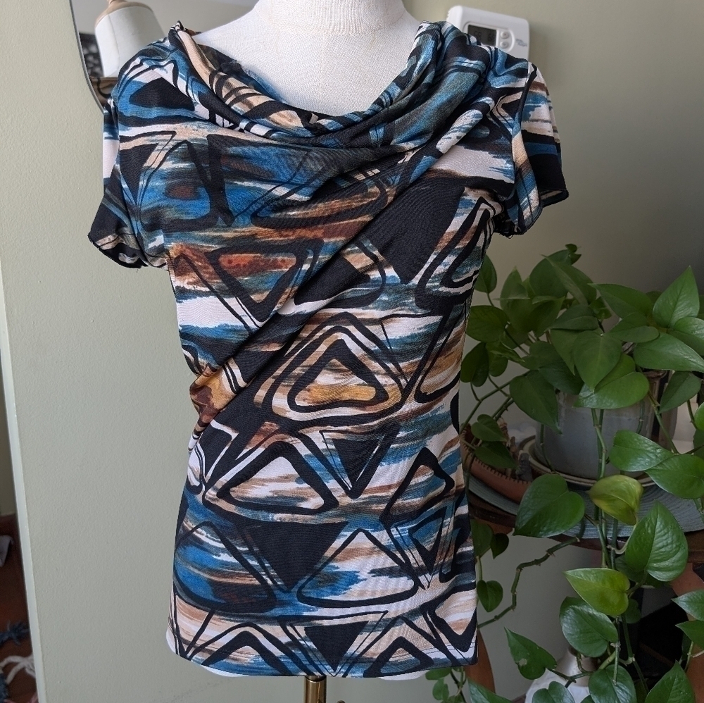 Susan Lawrence Women's Size Medium Multicolor Geometric Swoop Neck Top